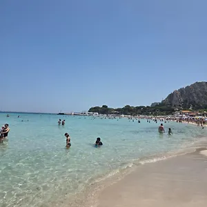 Appartamento A Pochi Passi Dal Mare, Mondello